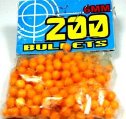 Ball pistol ammunition bag of 200 items
