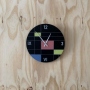 Reloj de pared Ralle en un creativo diseño de rayas 30 cm